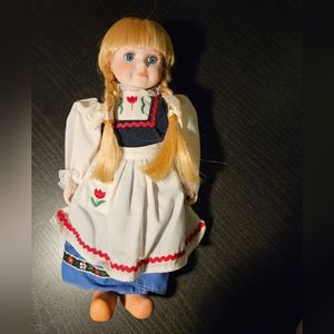 Royalton collection Little Dutch girl